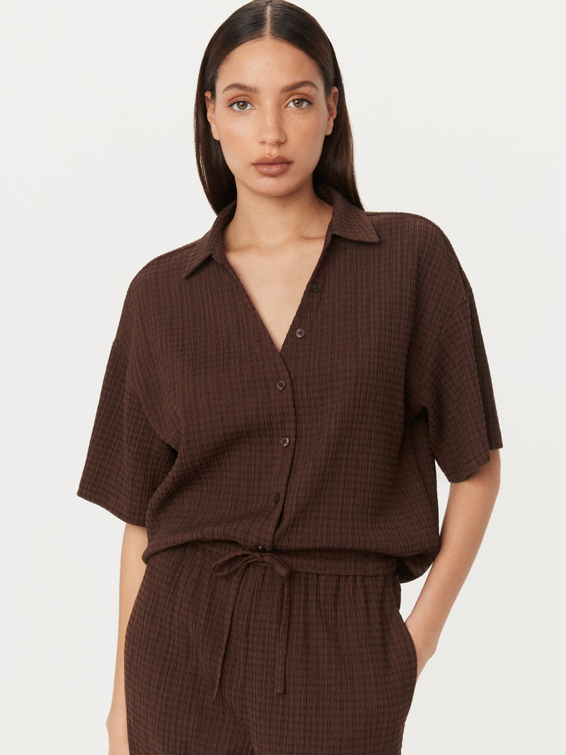 The Crinkle Textured Blouse in Mahogany – Frank And Oak USA